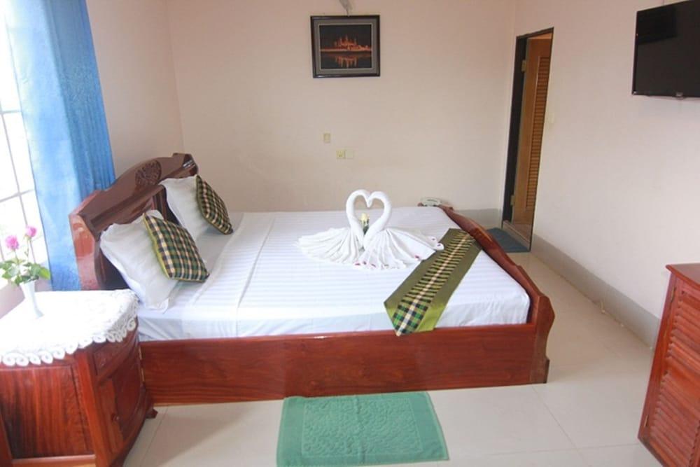 Siem Reap Riverside Hotel Екстер'єр фото