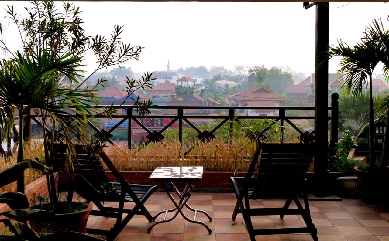 Siem Reap Riverside Hotel Екстер'єр фото