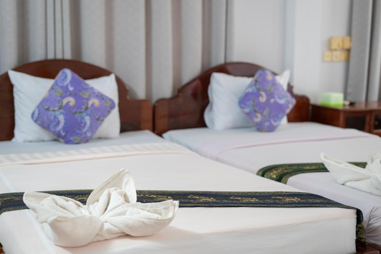 Siem Reap Riverside Hotel Екстер'єр фото
