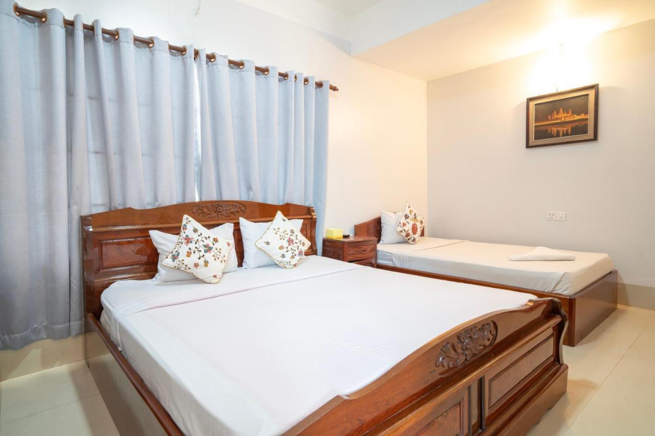 Siem Reap Riverside Hotel Екстер'єр фото