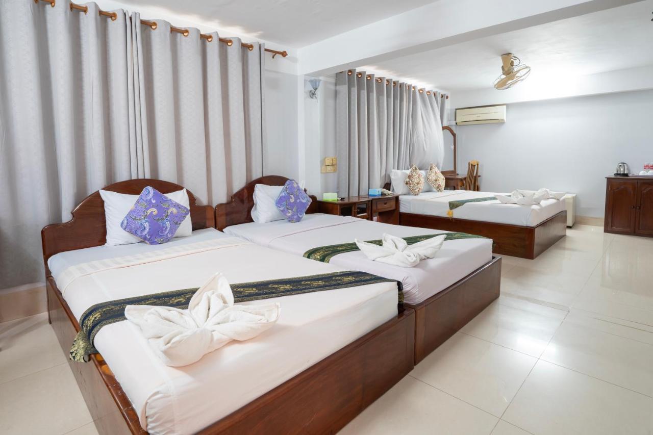 Siem Reap Riverside Hotel Екстер'єр фото