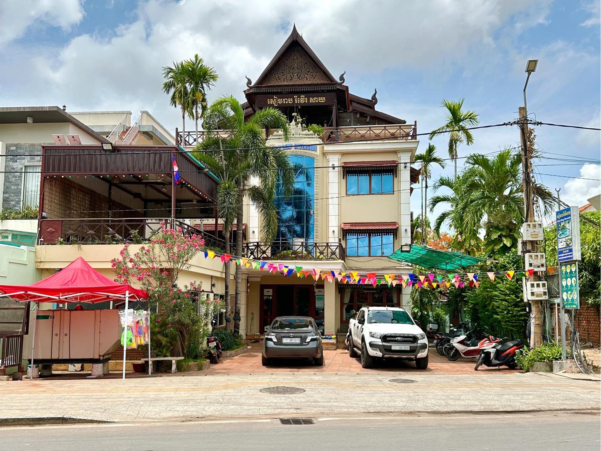 Siem Reap Riverside Hotel Екстер'єр фото