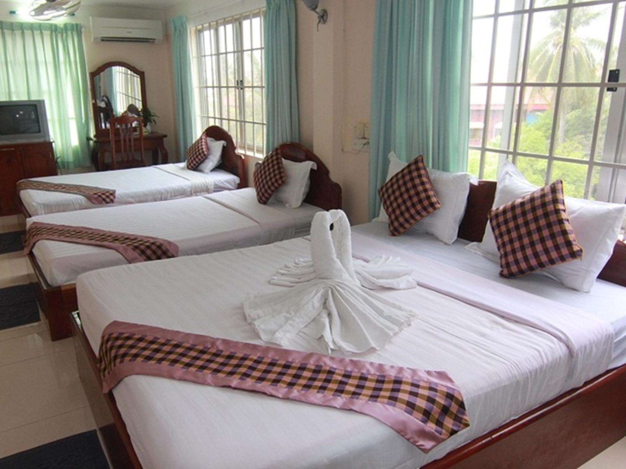 Siem Reap Riverside Hotel Екстер'єр фото